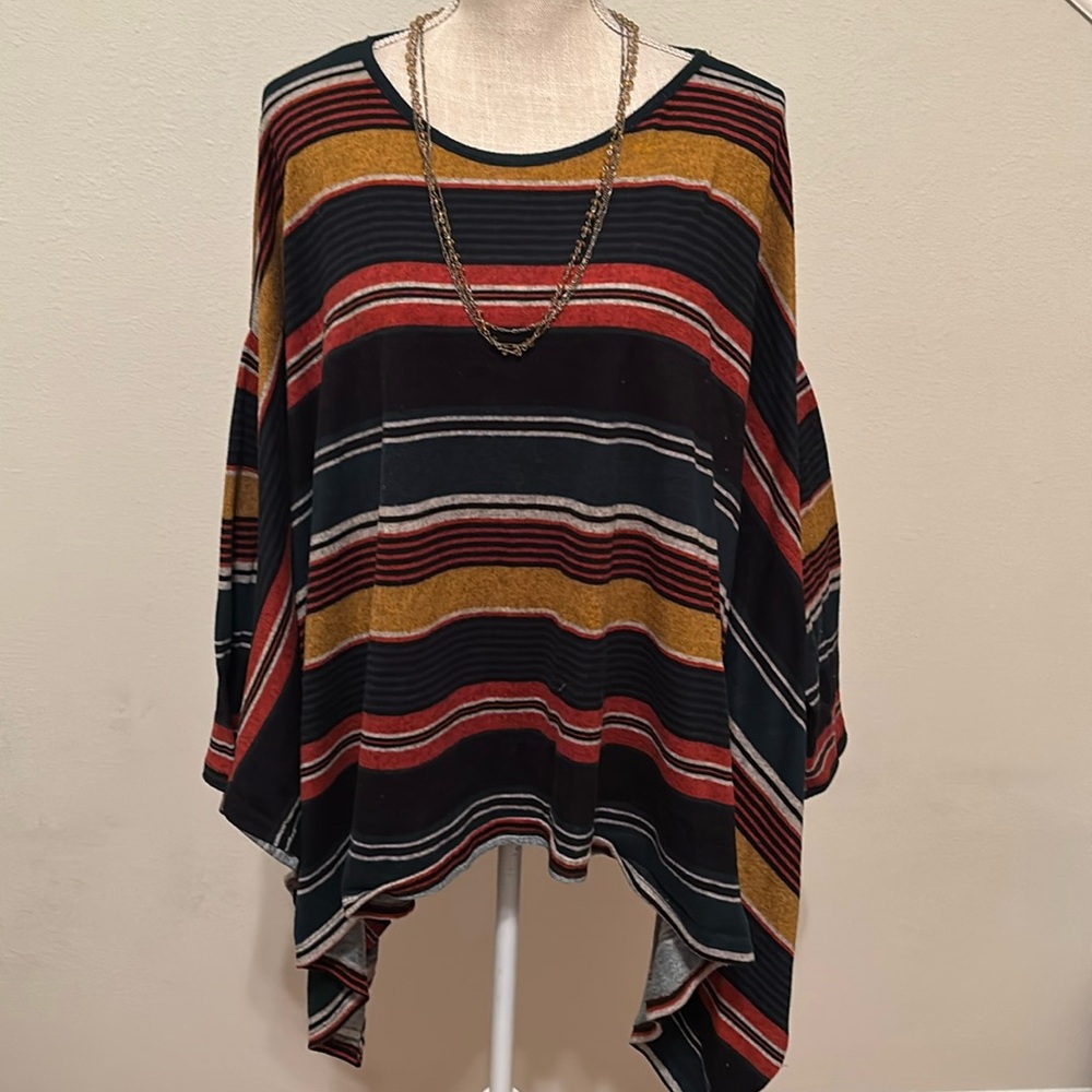 Colorful loose fitting top